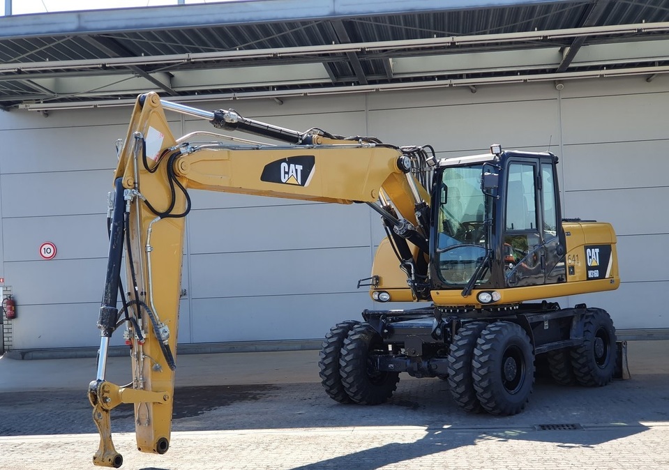 2012 Caterpillar M316 D