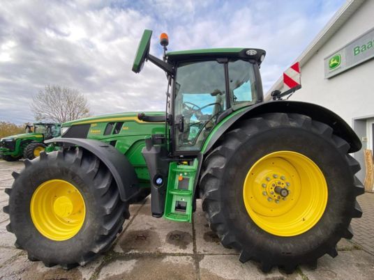 2023 John Deere 6R185