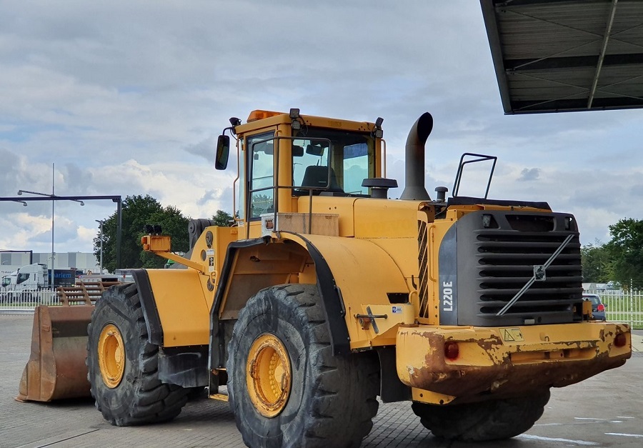 2006 Volvo L220 E