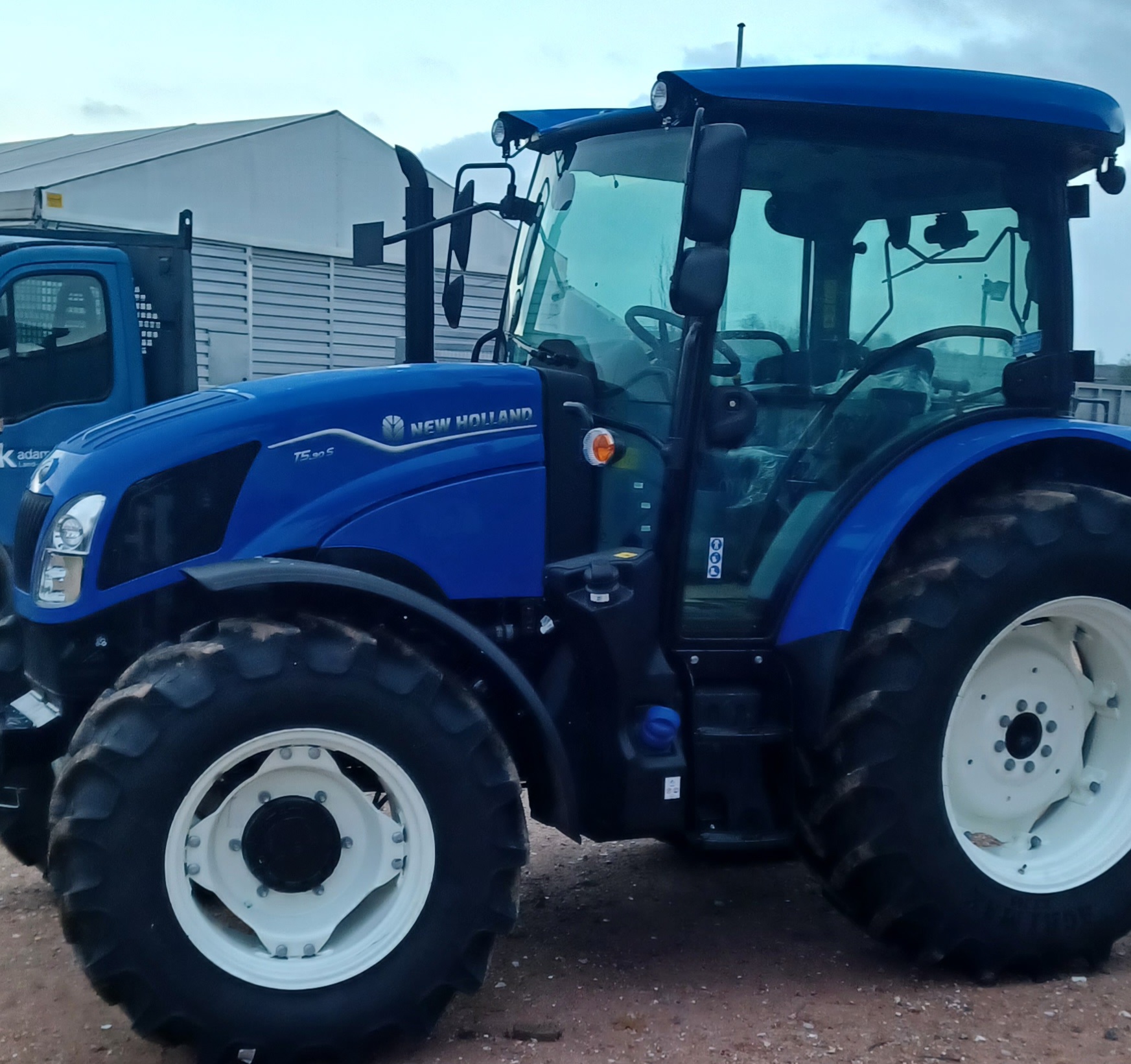 2023 New Holland T5.90S