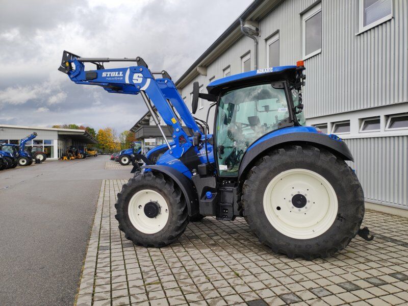 2023 New Holland T 5.140