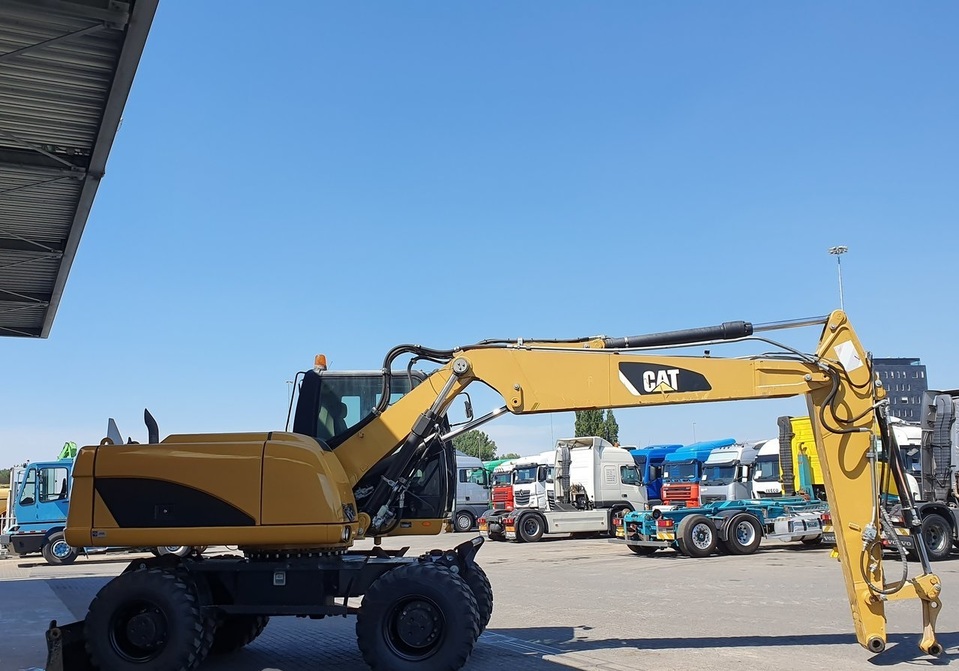 2012 Caterpillar M316 D - Image 5