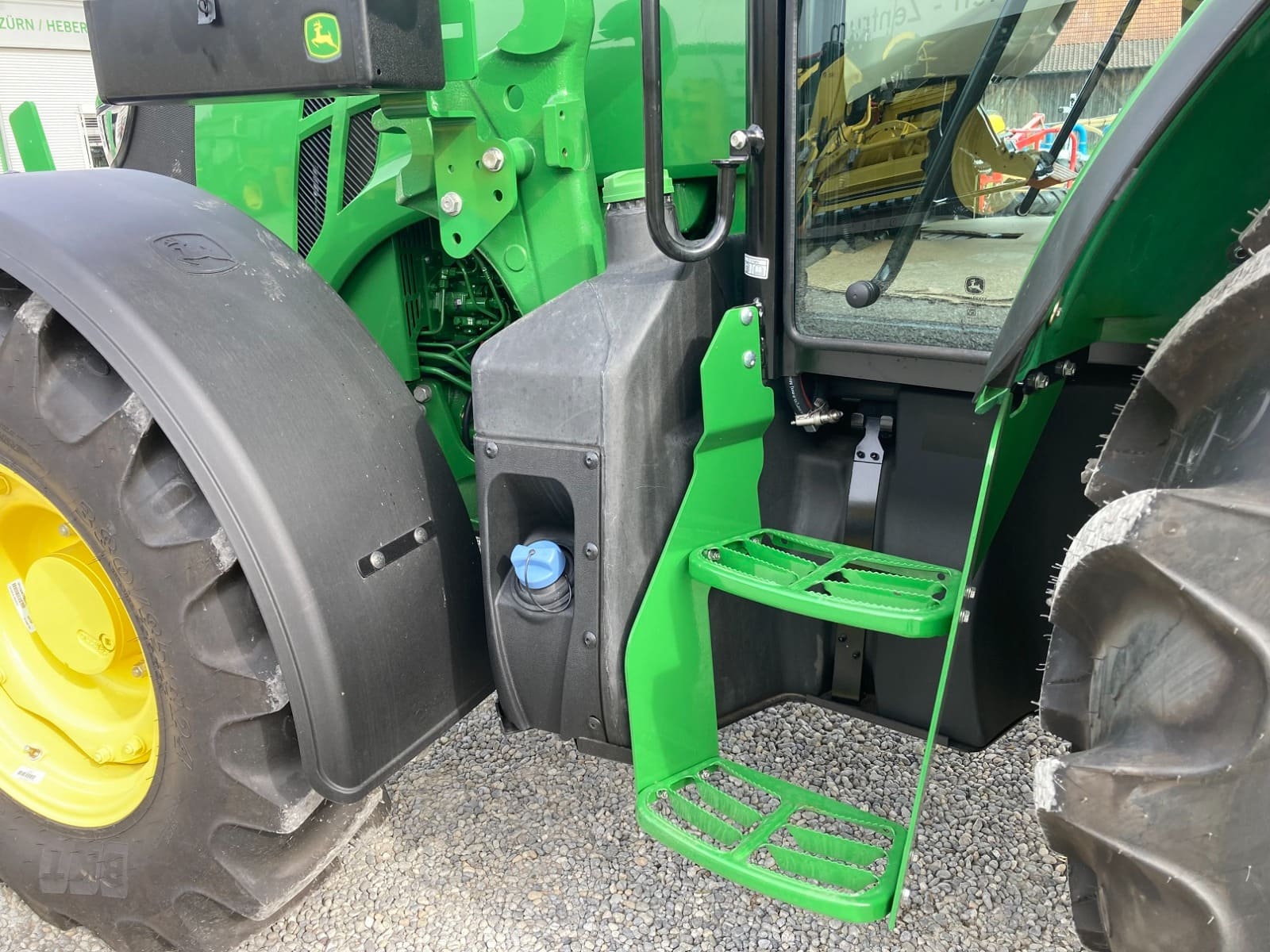 2023 John Deere 5100M - Image 3
