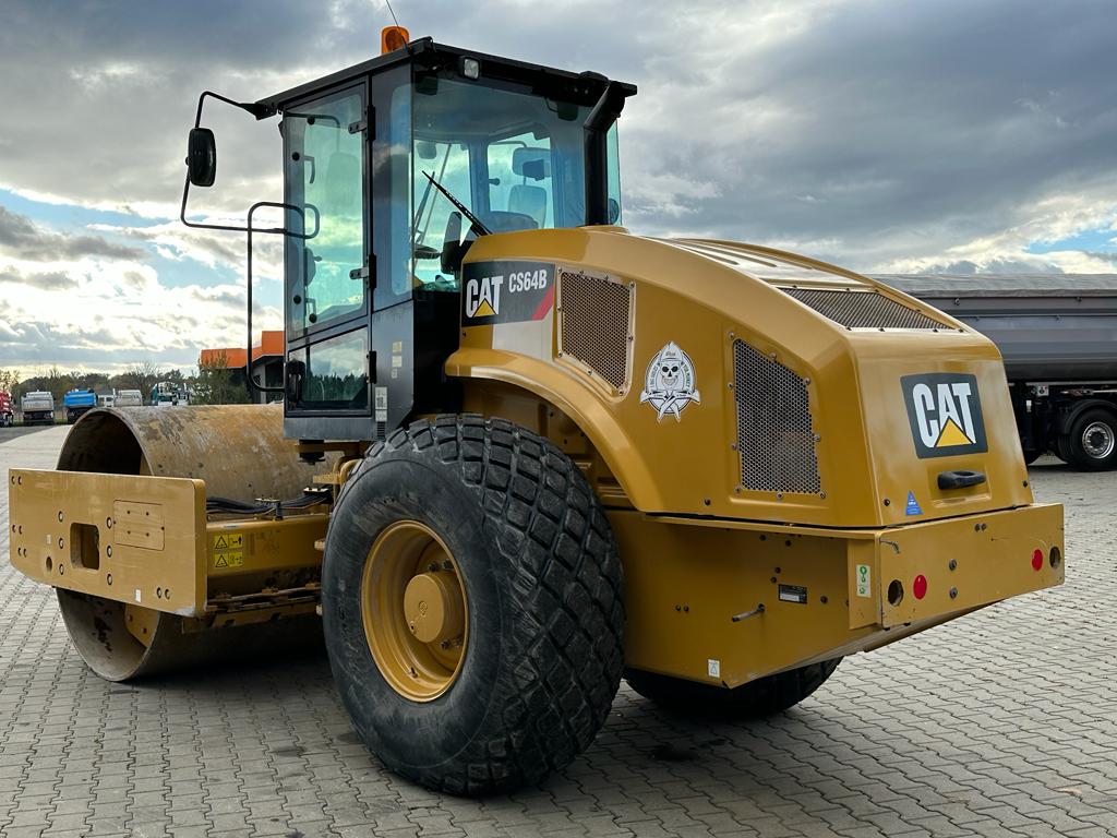 2019 Caterpillar CS65B
