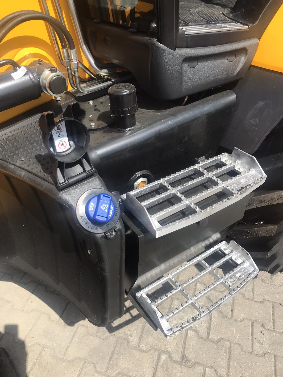 2023 JCB 3CX Sitemaster Plus - Image 5