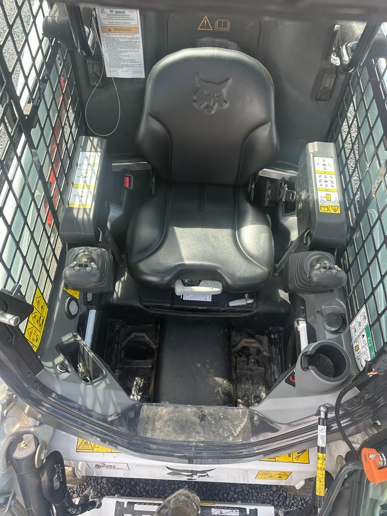 2022 Bobcat T450 - Image 4