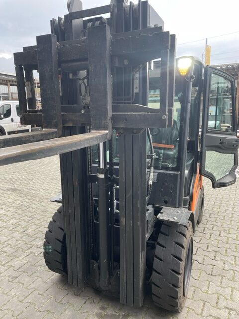 2022 Doosan D35C-9 - Image 3