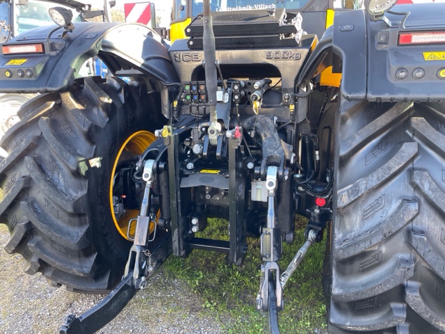 2022 JCB Fastrac 4220 - Image 7